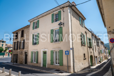 Maison à vendre à SALON-DE-PROVENCE Fontobscure - 7 pièces - 185 m² 
