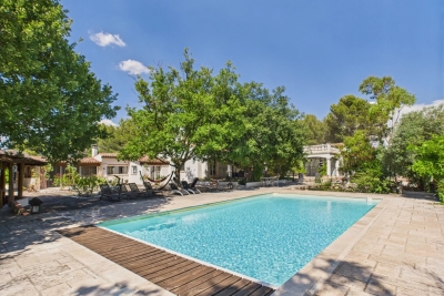 House for sale in EGUILLES Farges-Perier - 14 rooms - 399 m² 