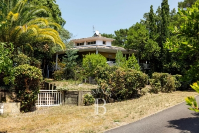 Maison à vendre à SEIGNOSSE  - 7 pièces - 219 m² 