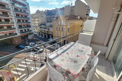 Appartement à louer à CANNES Roubion - 2 pièces  