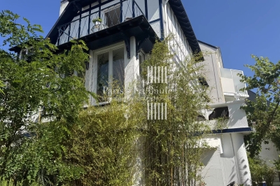 Maison &agrave; vendre &agrave; LE POULIGUEN Malakoff - 7 pi&egrave;ces - 250 m&sup2; 