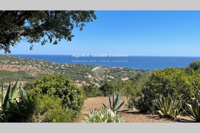 Apartment for sale in LES ISSAMBRES Fayence - 2 rooms - 36 m² 