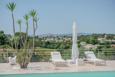 Maison à vendre à FRÉJUS Frejus Plage 1 - 6 pièces - 298 m² 