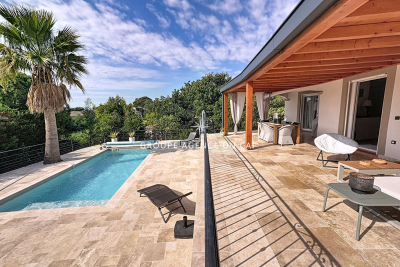 Maison &agrave; vendre &agrave; ST-RAPHAËL  - 5 pi&egrave;ces - 150 m&sup2; 