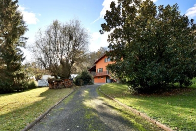 Maison à vendre à GRÉZIEU-LA-VARENNE  - 6 pièces - 487 m² 