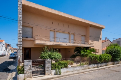 Maison à vendre à VILLELONGUE DE LA SALANQUE  - 7 pièces - 170 m² 