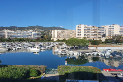 Appartement à vendre à MANDELIEU-LA-NAPOULE Clans - 2 pièces - 42 m² 