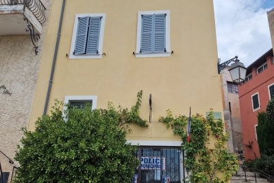 Commerce à louer à FALICON  - 3 pièces - 59 m² 