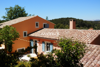 Maison à vendre piscine cave garage var