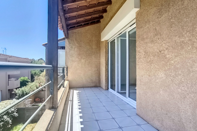 Apartment for sale in FRÉJUS  - 3 rooms - 67 m² 