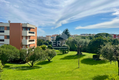 Appartement &agrave; vendre garage juan les pins 