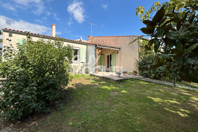 Maison à vendre à MARANS  - 6 pièces - 220 m² 