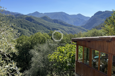 Maison à vendre à TOURNEFORT Peillon - 20 pièces - 450 m² 