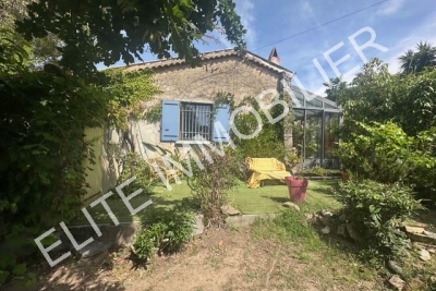 Maison à vendre à ST-TROPEZ  - 4 pièces - 90 m² 