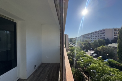 Appartement à vendre à HYÈRES Le Mourillon i - 2 pièces - 39 m² 