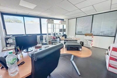 Commerce à vendre à CANNES  - 4 pièces - 78 m² 