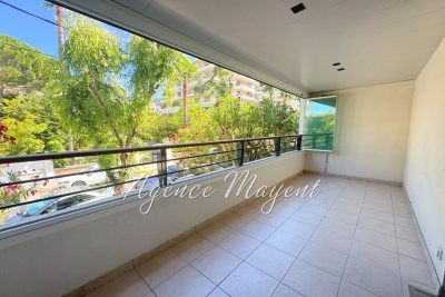 Appartement à vendre à CANNES Villeneuve-d'Entraunes - 2 pièces - 39 m² 