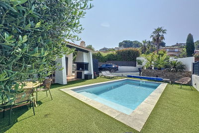 Maison &agrave; vendre &agrave; SIX-FOURS-LES-PLAGES Le Brusc - 5 pi&egrave;ces - 115 m&sup2; 