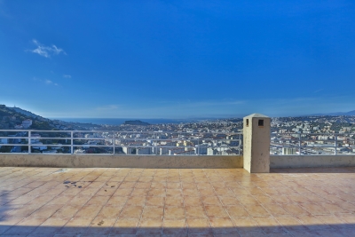House for sale in NICE  - 6 rooms - 160 m² 