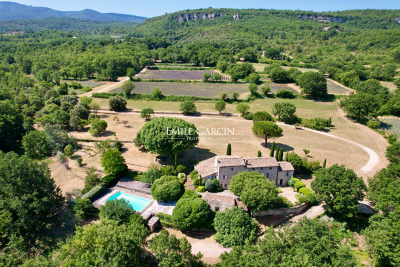 Maison à vendre à SAIGNON Grambois - 9 pièces - 300 m² 