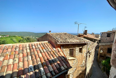 Maison à vendre à TOURRETTES-SUR-LOUP  - 4 pièces - 100 m² 
