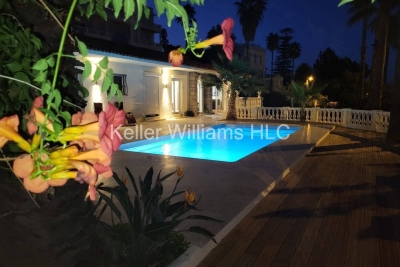 Maison à vendre piscine terrasse mer juan les pins 