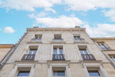 Maison à vendre à BORDEAUX Saint-Bruno-Saint-Victor - 9 pièces - 310 m² 
