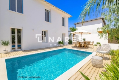 Maison à vendre à MARSEILLE 8EME  - 5 pièces - 350 m² 