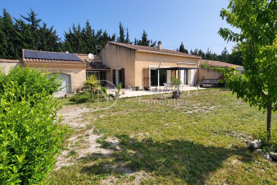 Maison à vendre à EYGALIÈRES  - 6 pièces - 262 m² 