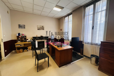 Bien &agrave; vendre &agrave; CHATEAURENARD   - 198 m&sup2; 