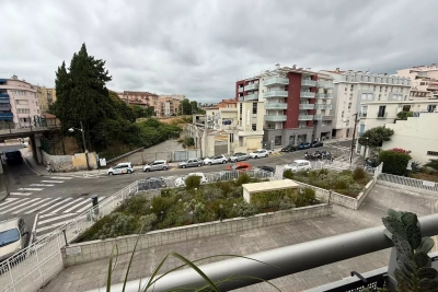 Appartement à vendre à NICE Ariane-Ripert - 2 pièces - 48 m² 