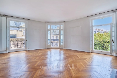 Appartement &agrave; louer &agrave; PARIS 16EME Charonne - 8 pi&egrave;ces - 361 m&sup2; 