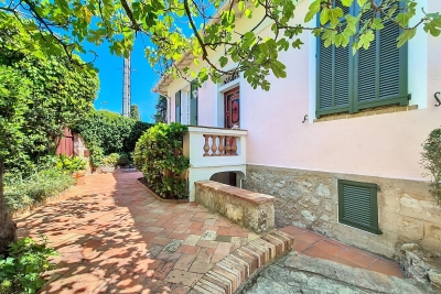 Maison &agrave; vendre &agrave; CANNES Tassigny - 5 pi&egrave;ces - 210 m&sup2; 