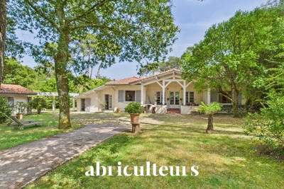 Maison à vendre à SOORTS-HOSSEGOR Labenne - 10 pièces - 174 m² 