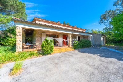 Maison à vendre à LES VANS Tauleac Baudoin - 3 pièces - 95 m² 