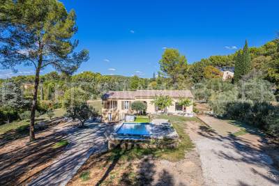 Maison à vendre à DRAGUIGNAN  - 4 pièces - 144 m² 
