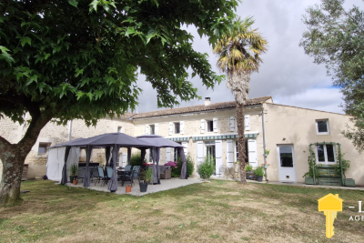 Maison à vendre à FLOIRAC Sud - 7 pièces - 247 m² 