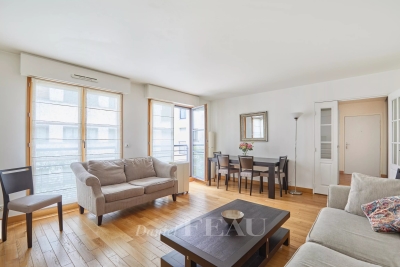 Appartement à vendre à PARIS 16EME Palais Royal - 3 pièces - 73 m² 
