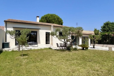 Maison à vendre à ST-RÉMY-DE-PROVENCE  - 5 pièces - 140 m² 
