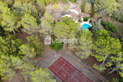 Maison &agrave; vendre terrain de tennis piscine nice 