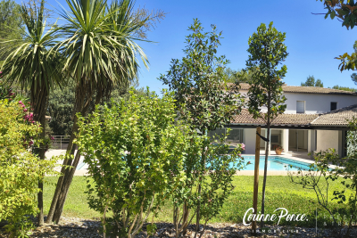 Maison &agrave; vendre &agrave; NÎMES Camplanier - 8 pi&egrave;ces - 357 m&sup2; 