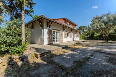 Maison &agrave; vendre &agrave; Arcachon  - 7 pi&egrave;ces 320 m&sup2; 