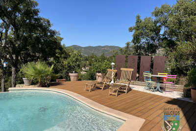 Maison à vendre à LA LONDE-LES-MAURES  - 8 pièces - 183 m² 