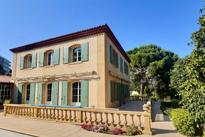 Maison &agrave; vendre &agrave; MARSEILLE 9EME Vaufreges-Leon Lachamp - 10 pi&egrave;ces - 300 m&sup2; 