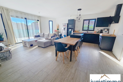Maison &agrave; vendre &agrave; CAMARET-SUR-AIGUES Nord - 5 pi&egrave;ces - 94 m&sup2; 