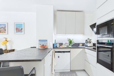 Appartement à vendre à HYÈRES Centre - 4 pièces - 87 m² 