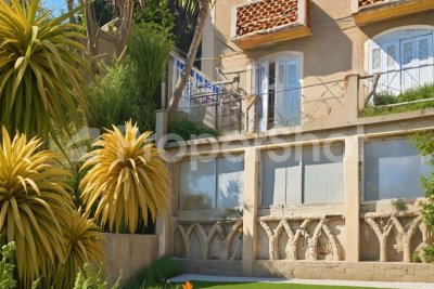 Maison à vendre à CASSIS Vaufreges-Leon Lachamp - 8 pièces - 208 m² 