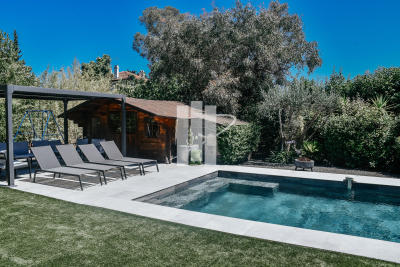 Maison à vendre à ST-RAPHAËL Peyron-Saint Sebastien - 7 pièces - 157 m² 