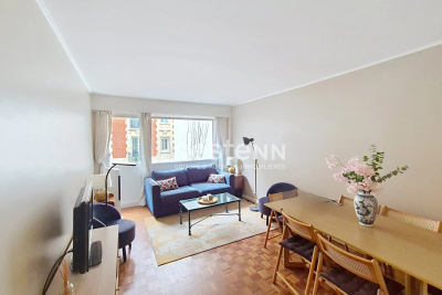 Appartement à vendre à PARIS 8EME Goutte d'Or 7 - 2 pièces - 52 m² 