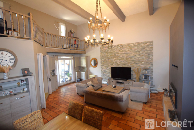 Maison à vendre à CABANNES La Serane - 6 pièces - 138 m² 